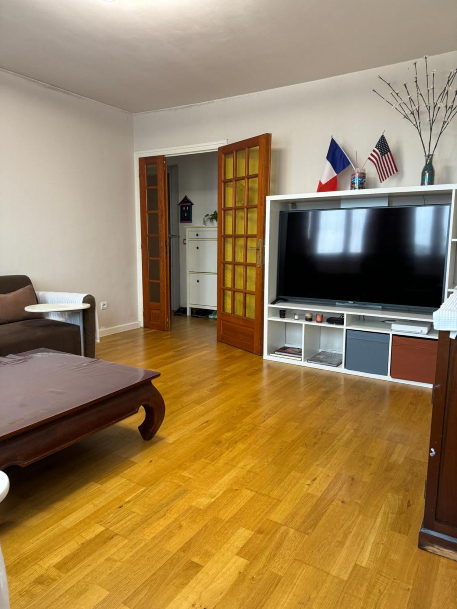 Appartement Periurbain De Paris Et Versailles Les Clayes-Sous-Bois Exterior foto